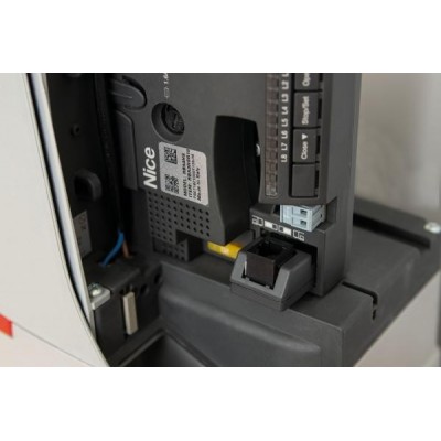 Nice BiDi-ZWave - BUST4-ZWAVE interfaz BIDI Z-Wave para automatismos NICE tipo GATE&DOOR